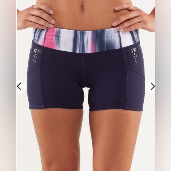 lululemon athletica Pants - Lululemon Run: Shorty Short
Deep Indigo / Mirage Deep Indigo